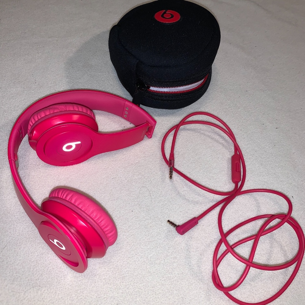 Beats - Picture 3 of 5